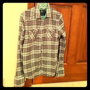 American eagle button down grey top
